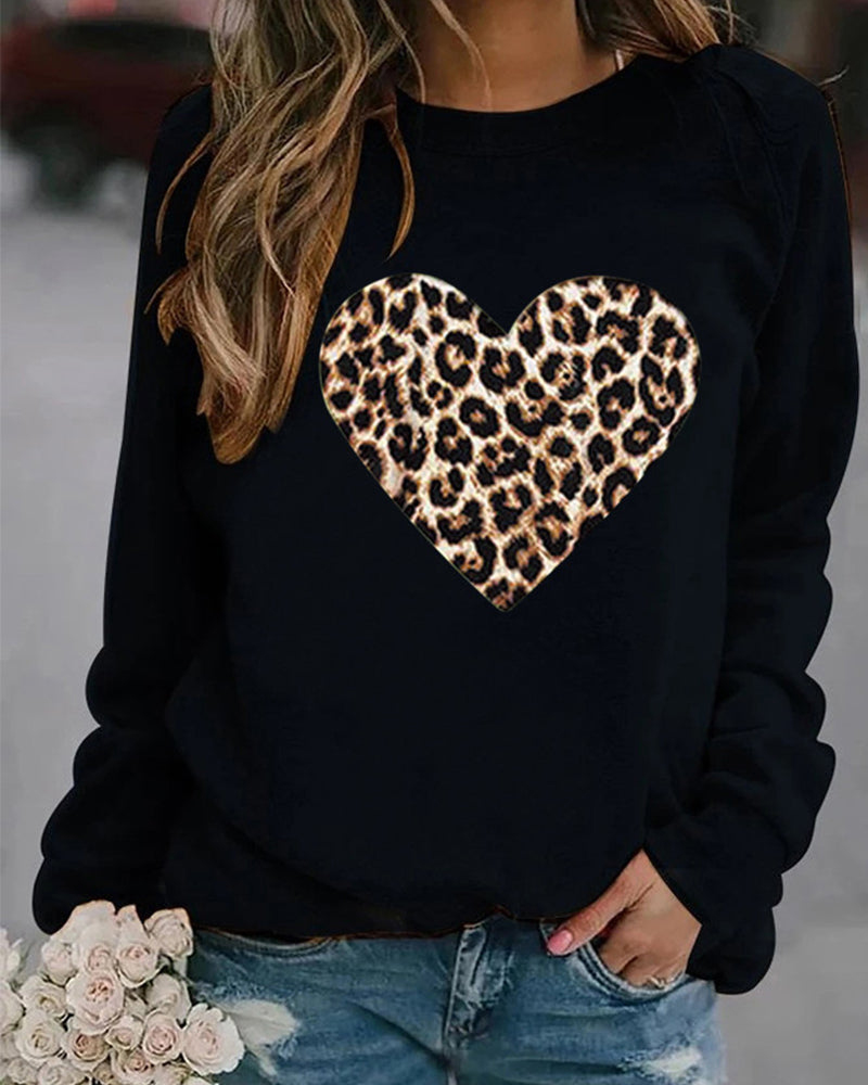 Lenka - Elegantes Sweatshirt mit Leopardenherz-Print