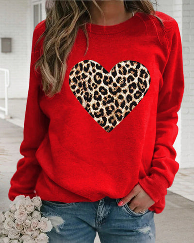 Lenka - Elegantes Sweatshirt mit Leopardenherz-Print