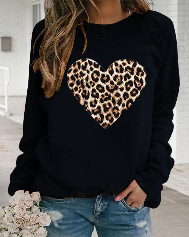 Lenka - Elegantes Sweatshirt mit Leopardenherz-Print